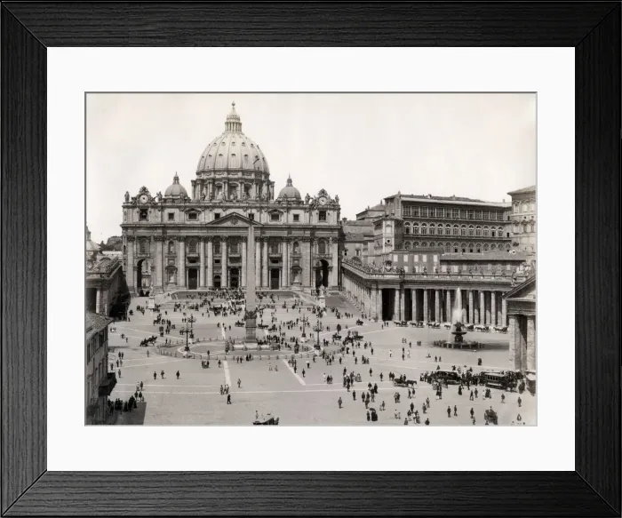 Framed Print : Looking towards St Peters Basilica, the Vatican, Rome, Ital Framed Print : Looking towards St Peters Basilica, the Vatican, Rome, Ital