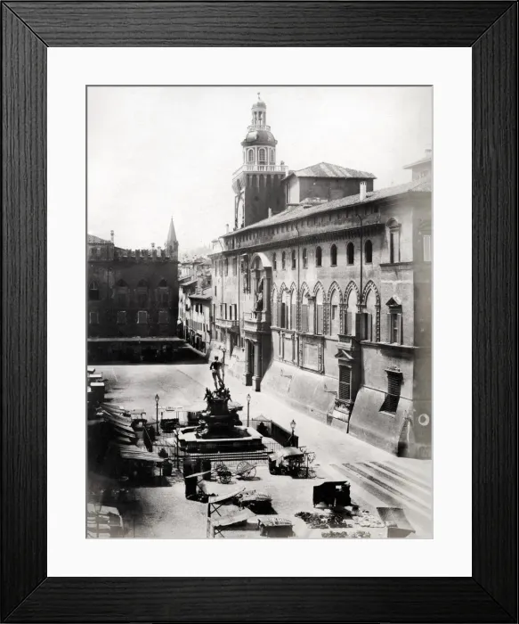 Framed Print : Piazza Maggiore, Bologna, italy Framed Print : Piazza Maggiore, Bologna, italy