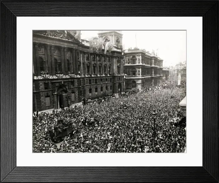 Framed Print : WW II - view of celebrating crowds on VE Day, London Framed Print : WW II - view of celebrating crowds on VE Day, London