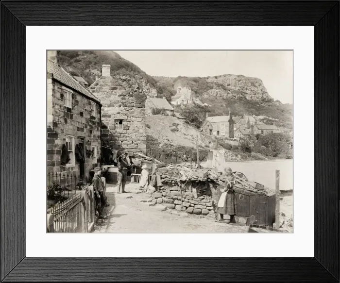 Framed Print : View along the shore at Runswick, Yorkshire Framed Print : View along the shore at Runswick, Yorkshire