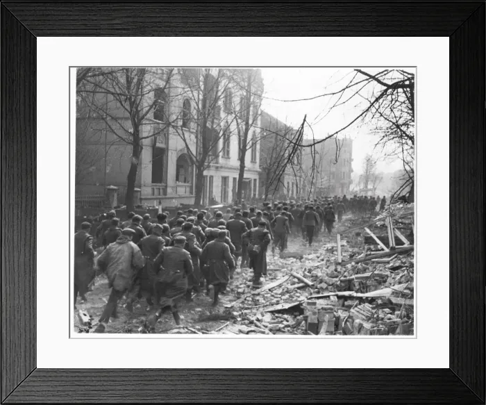Framed Print : World War II German prisoners in Wesel Framed Print : World War II German prisoners in Wesel