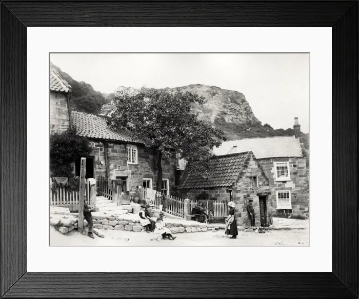 Framed Print : Street Scene, Runswick Bay, Yorkshire Framed Print : Street Scene, Runswick Bay, Yorkshire
