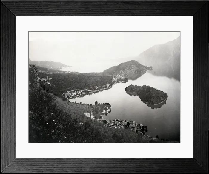 Framed Print : Italy - villages along the lake shore, Lake Como Framed Print : Italy - villages along the lake shore, Lake Como