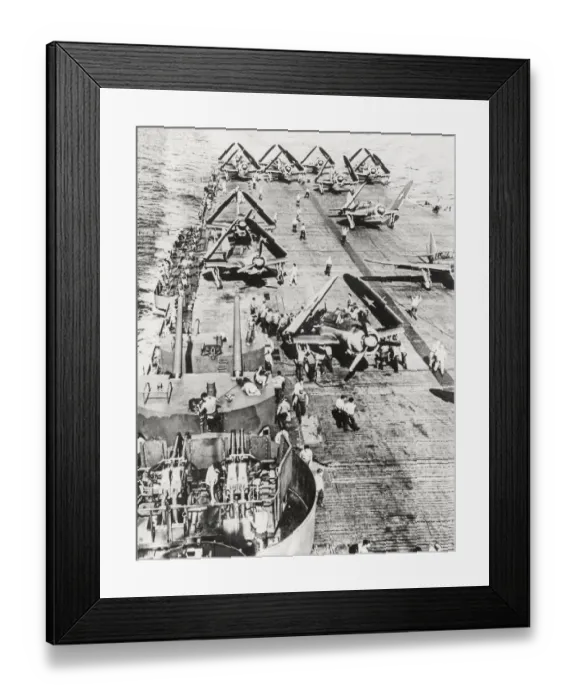 Framed Print : World War II Curtiss Helldivers, US Navvy aircraft carrier Framed Print : World War II Curtiss Helldivers, US Navvy aircraft carrier