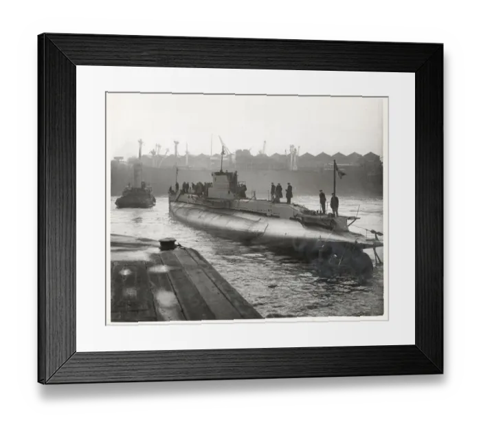 Framed Print : World War II launch of a new British submarine Framed Print : World War II launch of a new British submarine