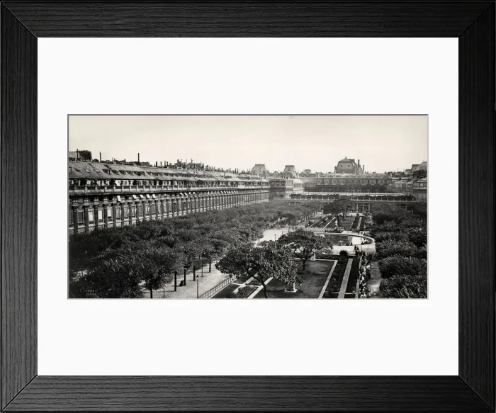 Framed Print : Gardens of the Palais Royale, Paris, France Framed Print : Gardens of the Palais Royale, Paris, France