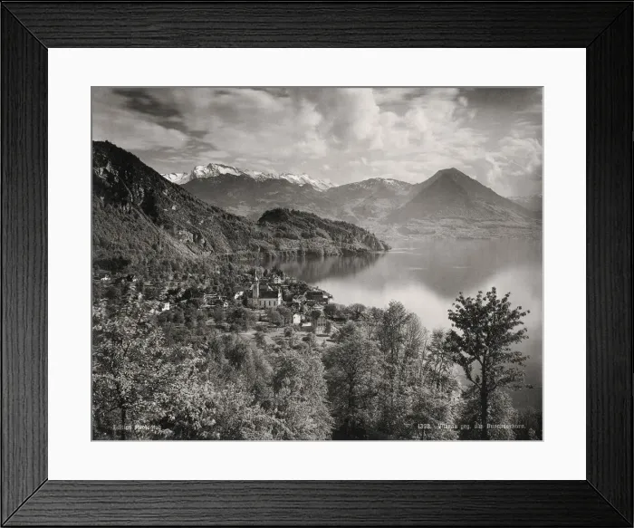 Framed Print : Vitznau on Lake Lucerne, Switzerland Framed Print : Vitznau on Lake Lucerne, Switzerland