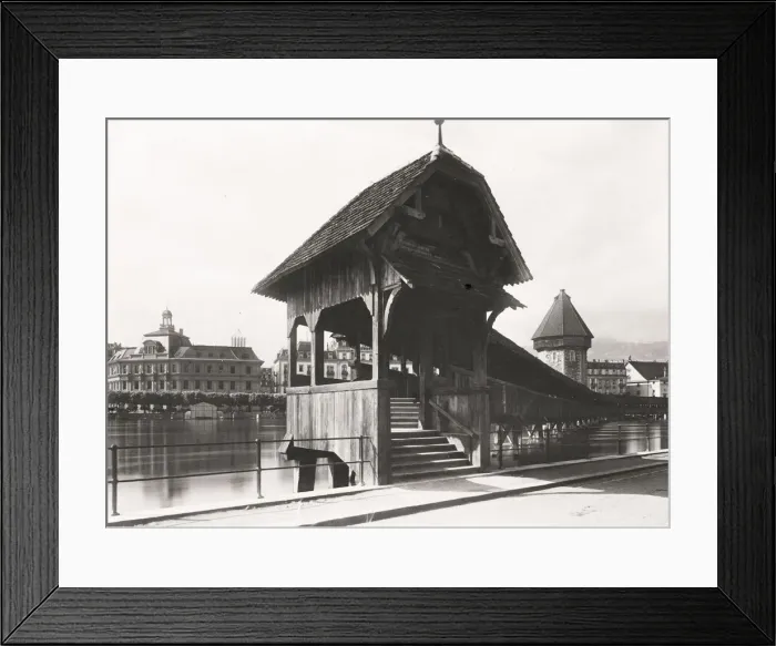 Framed Print : The Kapellbrucke, River Reuss Lucerne Luzern, Switzerland Framed Print : The Kapellbrucke, River Reuss Lucerne Luzern, Switzerland