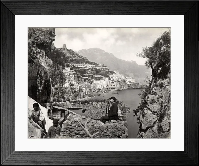 Framed Print : View of the town of Amalfi, Italy Framed Print : View of the town of Amalfi, Italy