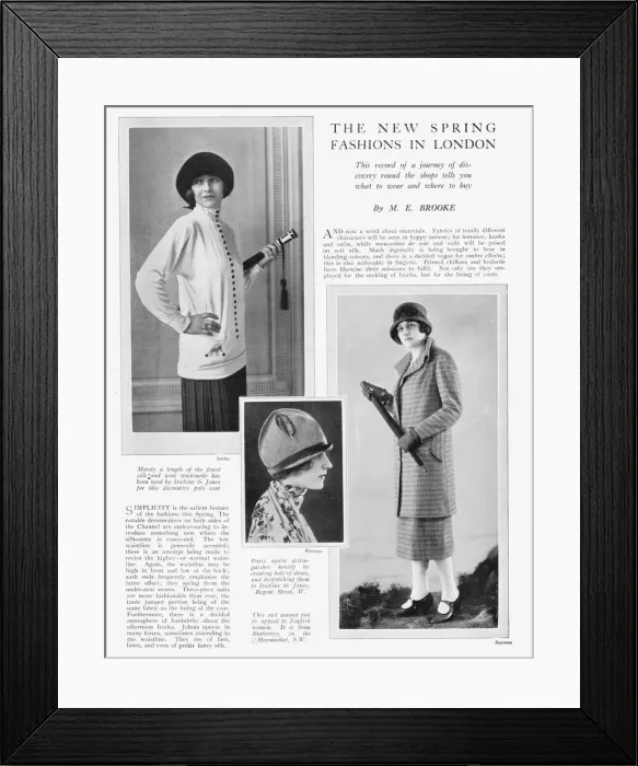 Framed Print : The new Spring fashions in London, 1925 with models Framed Print : The new Spring fashions in London, 1925 with models