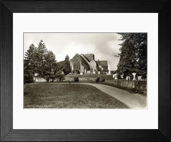 Framed Print : Oxted Parish Church, Surrey Framed Print : Oxted Parish Church, Surrey