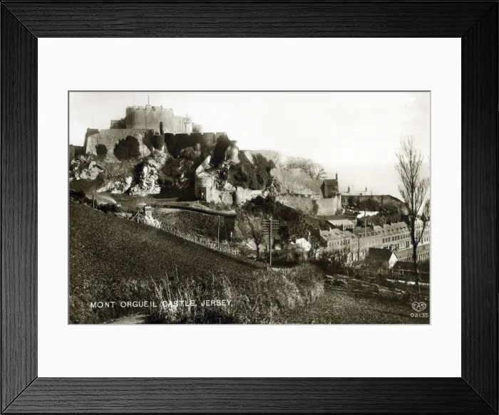 Framed Print : Mont Orgueil Castle, Jersey, Channel Islands Framed Print : Mont Orgueil Castle, Jersey, Channel Islands