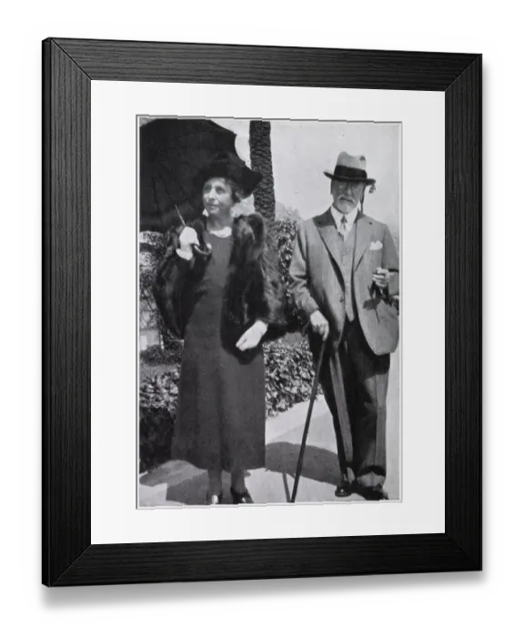 Framed Print : Lord Plender, head of the world-famous firm of chartered accountants, and Lady Plender Framed Print : Lord Plender, head of the world-famous firm of chartered accountants, and Lady Plender