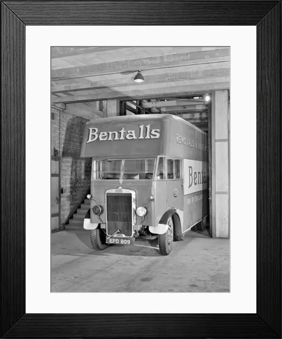 Framed Print : Bentalls Department Store - Kingston-upon-Thames Framed Print : Bentalls Department Store - Kingston-upon-Thames