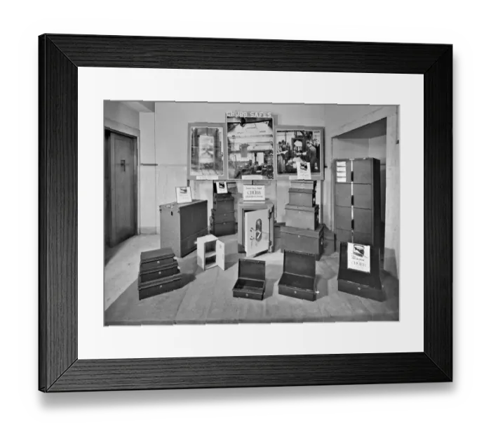 Framed Print : Bentalls Department Store - Kingston-upon-Thames Framed Print : Bentalls Department Store - Kingston-upon-Thames