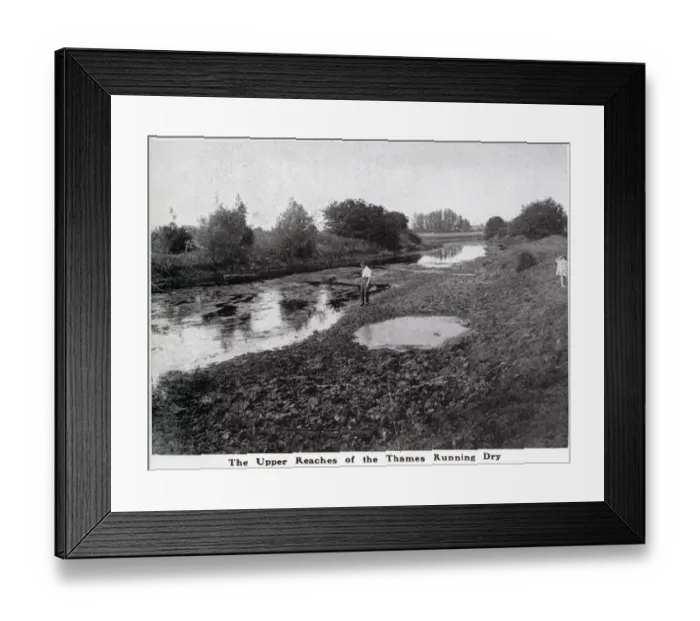Framed Print : The upper reaches of the Thames running dry in Gloucestershire Framed Print : The upper reaches of the Thames running dry in Gloucestershire