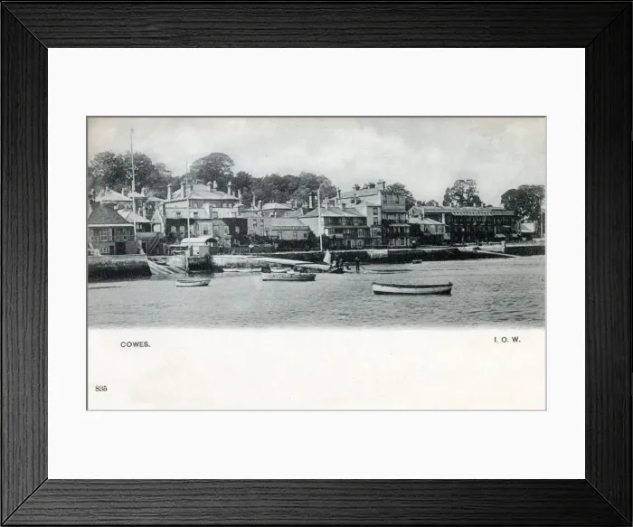 Framed Print : Waterfront at Cowes, Isle of Wight, Hampshire, England. Date: circa 1905 Framed Print : Waterfront at Cowes, Isle of Wight, Hampshire, England. Date: circa 1905