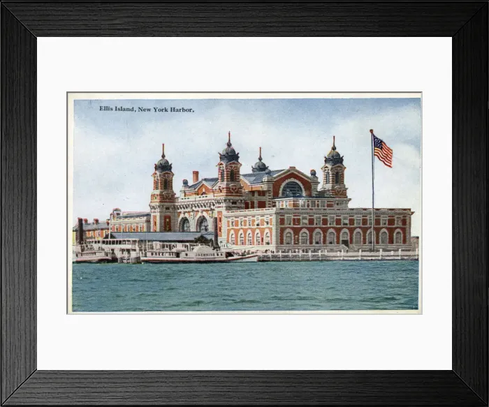 Framed Print : Elllis Island, New York Harbour, NY, USA. Date: circa 1920 Framed Print : Elllis Island, New York Harbour, NY, USA. Date: circa 1920