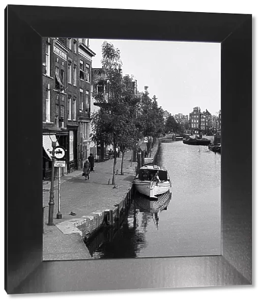 Canal scene, Amsterdam, Netherlands