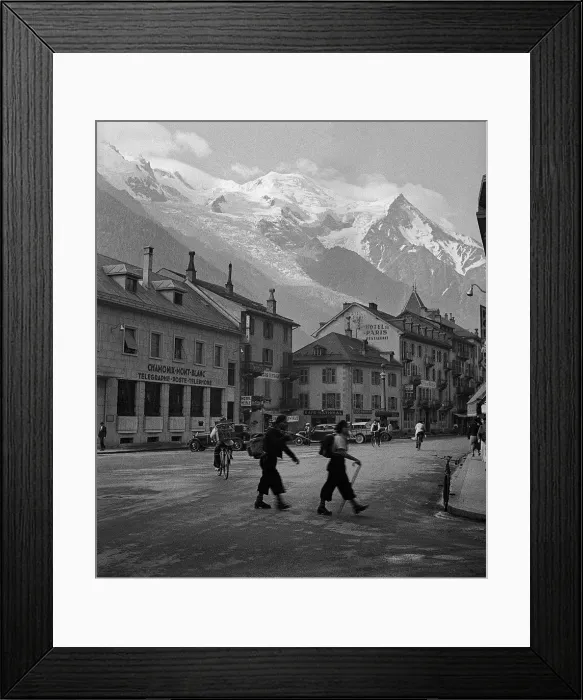 Framed Print : Main street, Chamonix, France, with Mont Blanc Framed Print : Main street, Chamonix, France, with Mont Blanc