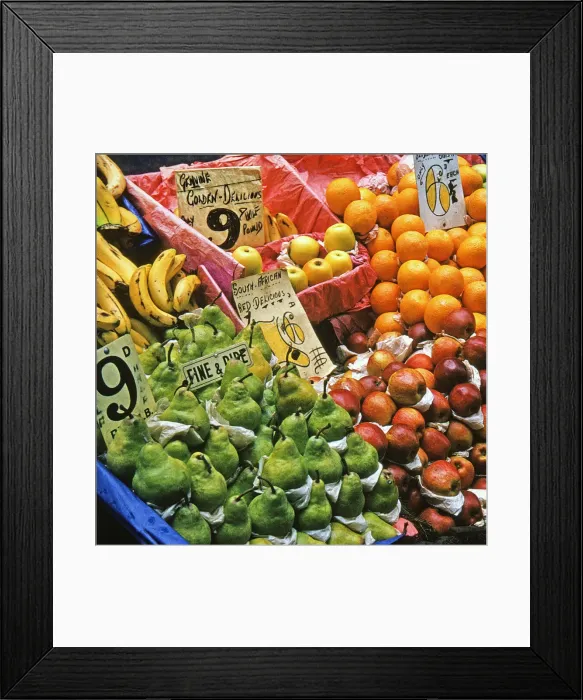 Framed Print : Fruit stall, East End market, London Framed Print : Fruit stall, East End market, London