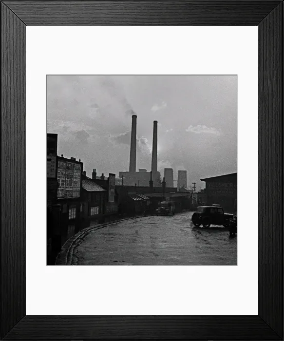 Framed Print : Lots Road Power Station, Chelsea, London Framed Print : Lots Road Power Station, Chelsea, London