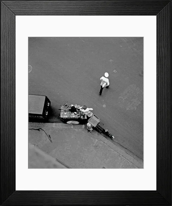 Framed Print : Milkmen in Charlotte Street, London Framed Print : Milkmen in Charlotte Street, London