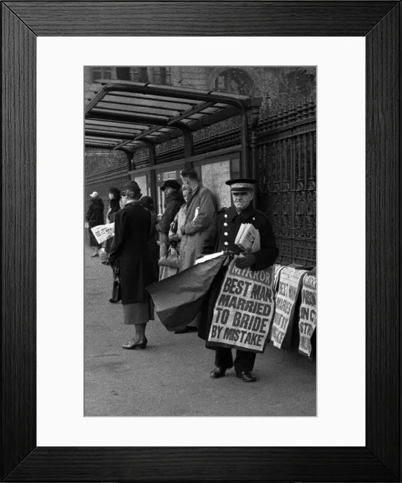 Framed Print : News vendor, Central London Framed Print : News vendor, Central London