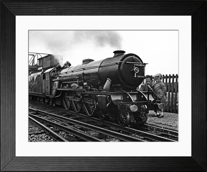 Framed Print : Romney, Hythe and Dymchurch Railway, Kent Framed Print : Romney, Hythe and Dymchurch Railway, Kent