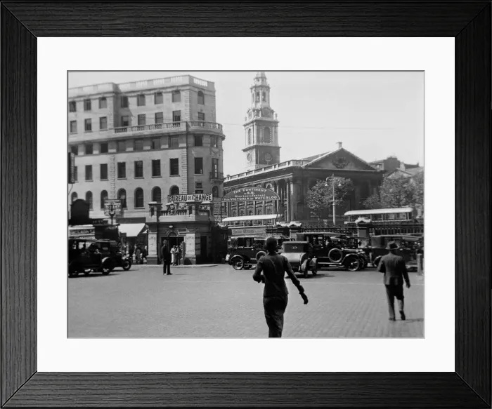 Framed Print : St Martin-in- the-Fields, Trafalgar Square, London Framed Print : St Martin-in- the-Fields, Trafalgar Square, London
