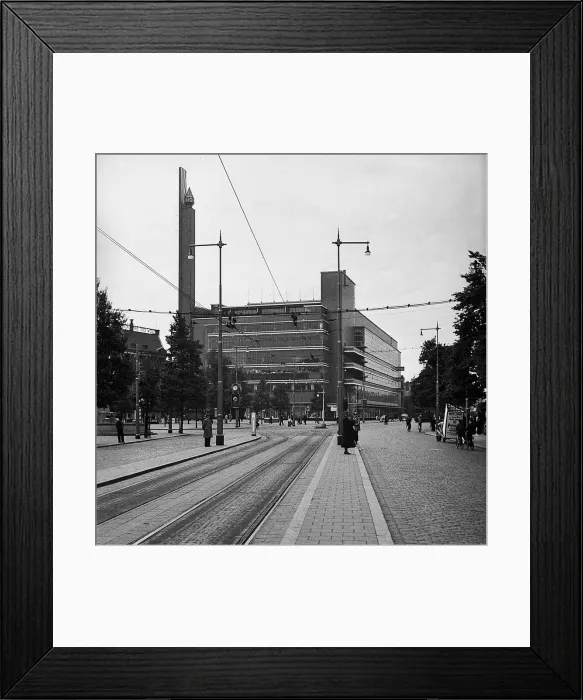 Framed Print : The Bijenkorf building, Rotterdam, Netherlands Framed Print : The Bijenkorf building, Rotterdam, Netherlands