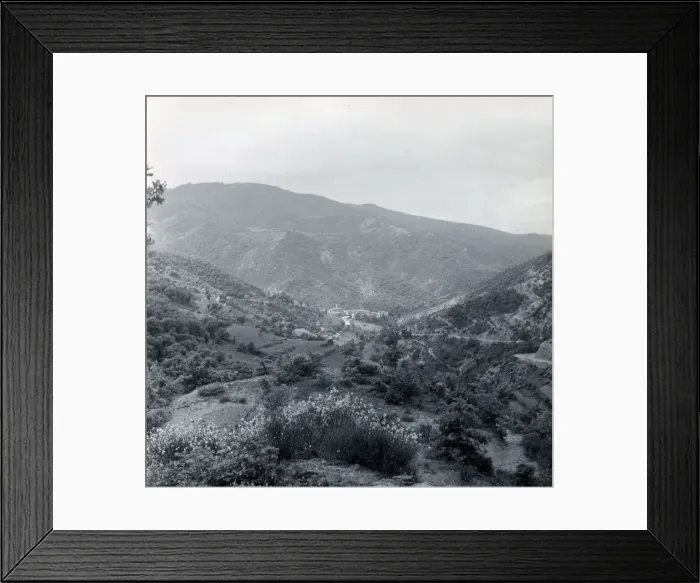 Framed Print : Landscape near Florence, Italy Framed Print : Landscape near Florence, Italy