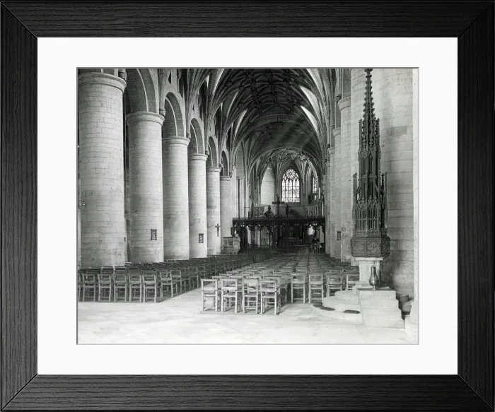 Framed Print : Tewkesbury Abbey, interior, Gloucestershire, England Framed Print : Tewkesbury Abbey, interior, Gloucestershire, England