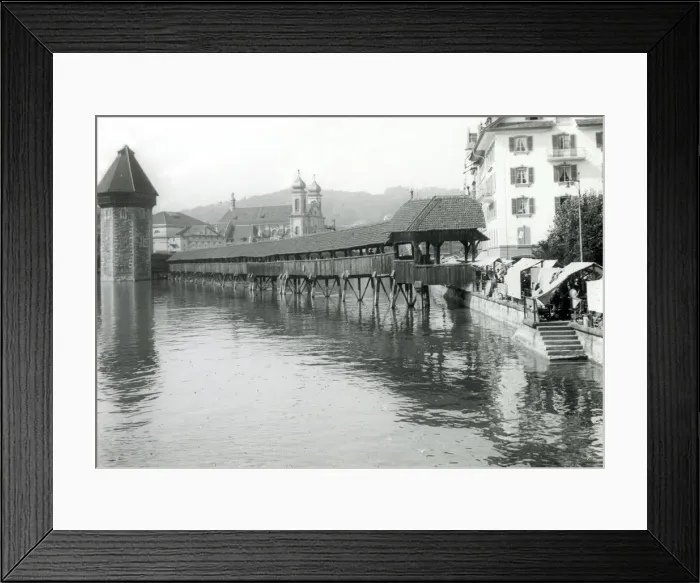 Framed Print : Tower and span of Chapel Bridge, Lucerne, Switzerland Framed Print : Tower and span of Chapel Bridge, Lucerne, Switzerland