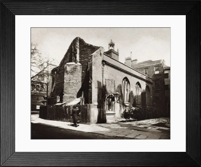 Framed Print : Cliffords Inn, a former Inn of Chancery in London, located between Fetter Lane Framed Print : Cliffords Inn, a former Inn of Chancery in London, located between Fetter Lane