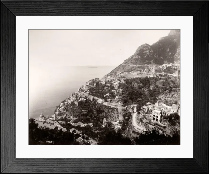 Framed Print : Italy - Positano, cliffs and Mediterrranean Sea Framed Print : Italy - Positano, cliffs and Mediterrranean Sea