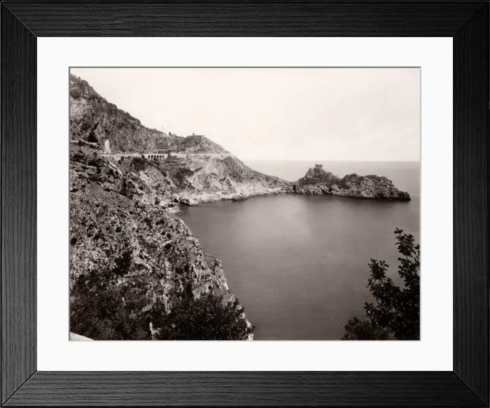 Framed Print : Italy - Positano, Amalfi road, Capo Conca Framed Print : Italy - Positano, Amalfi road, Capo Conca