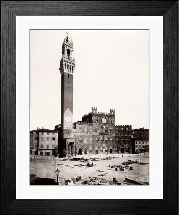 Framed Print : Italy - Piazza del Campo, Siena Framed Print : Italy - Piazza del Campo, Siena