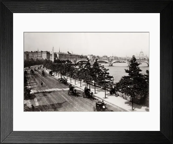 Framed Print : Victoria Embankment, London Framed Print : Victoria Embankment, London