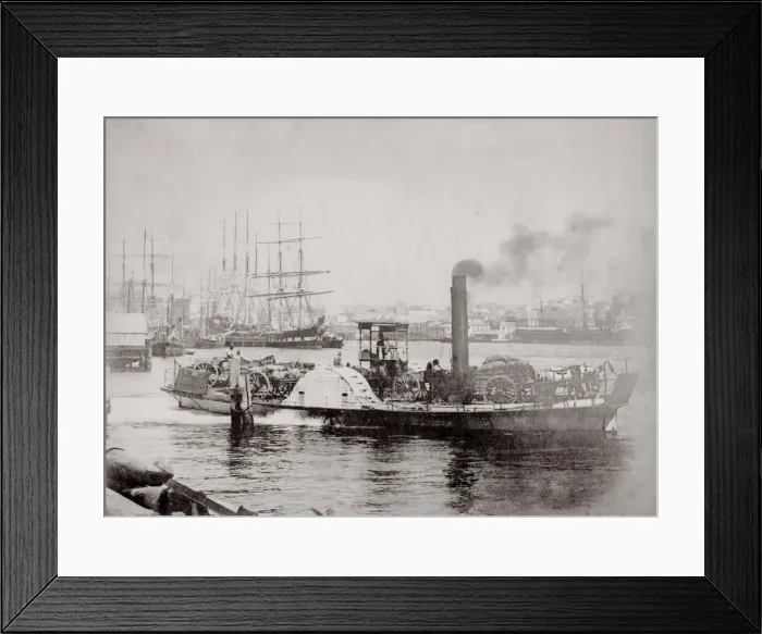 Framed Print : Ships at Circular Quay, Sydney, NSW, Australia Framed Print : Ships at Circular Quay, Sydney, NSW, Australia