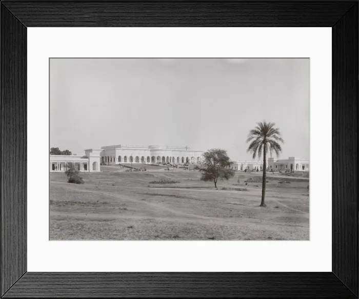 Framed Print : Vintage photograph of buildings, New Delhi, India Framed Print : Vintage photograph of buildings, New Delhi, India