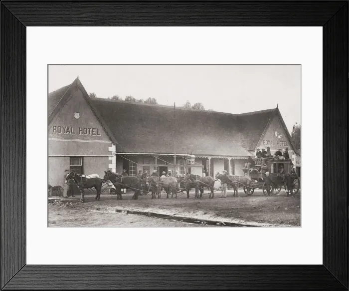 Framed Print : Goldfields coach and horse, Royal Hotel, Potchefstroom, South Africa Framed Print : Goldfields coach and horse, Royal Hotel, Potchefstroom, South Africa