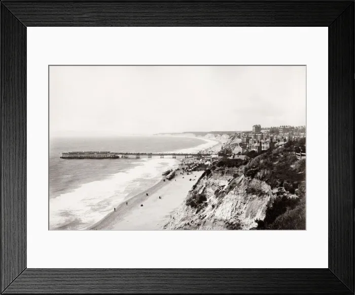 Framed Print : Sea and pier at Bournemouth, England Framed Print : Sea and pier at Bournemouth, England
