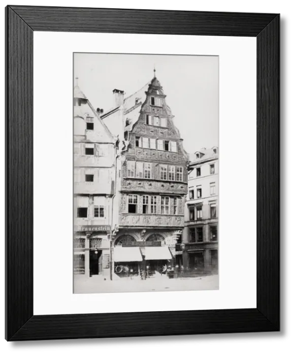 Framed Print : Old timbered house Romerberg, Frankfurt, Germany Framed Print : Old timbered house Romerberg, Frankfurt, Germany