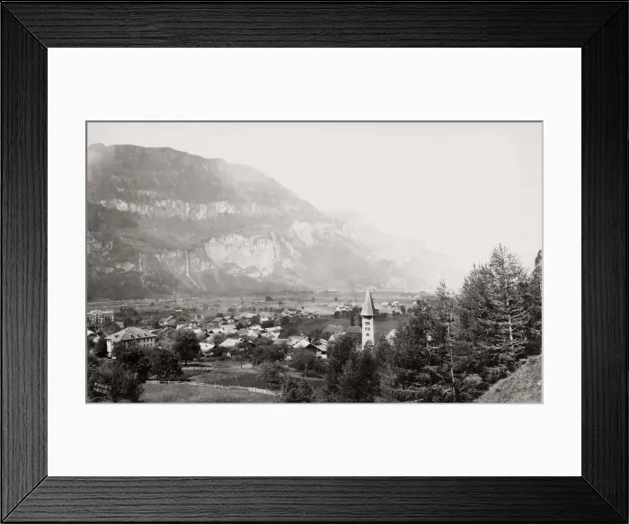 Framed Print : Meiringen, Canton of Bern in Switzerland Framed Print : Meiringen, Canton of Bern in Switzerland