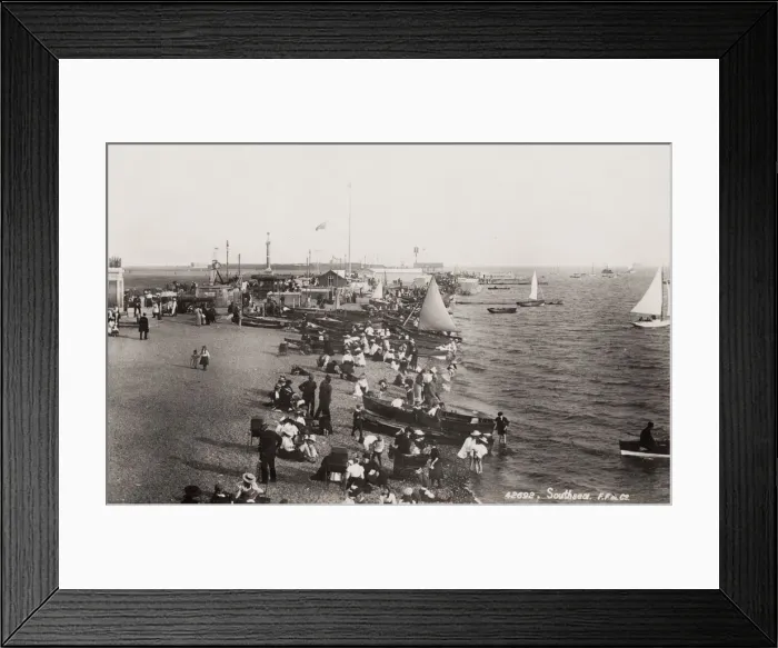 Framed Print : Tourists on the beach at Southsea, England Framed Print : Tourists on the beach at Southsea, England