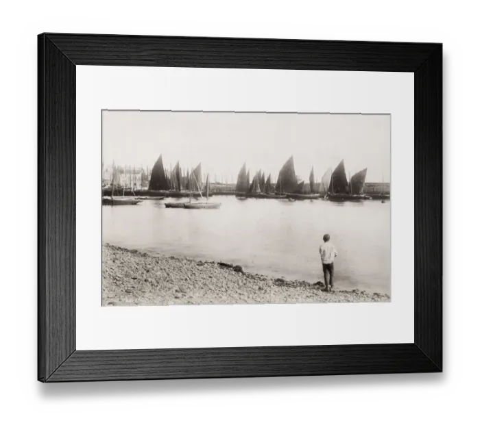 Framed Print : Fishing boats and the beach, St Ives, Cornwall Framed Print : Fishing boats and the beach, St Ives, Cornwall