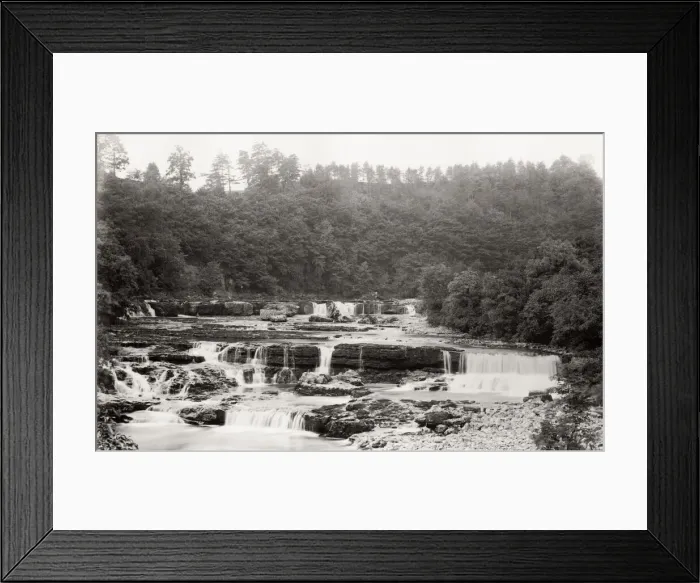 Framed Print : Aysgarth Waterfall, upper fall, Wensleydale, Yorkshire Framed Print : Aysgarth Waterfall, upper fall, Wensleydale, Yorkshire
