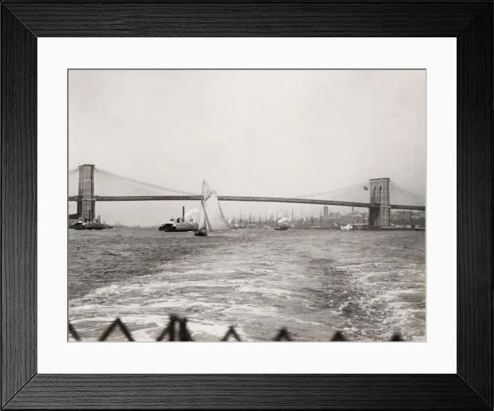 Framed Print : Brooklyn Bridge from the East River, Manhattan, New York Framed Print : Brooklyn Bridge from the East River, Manhattan, New York