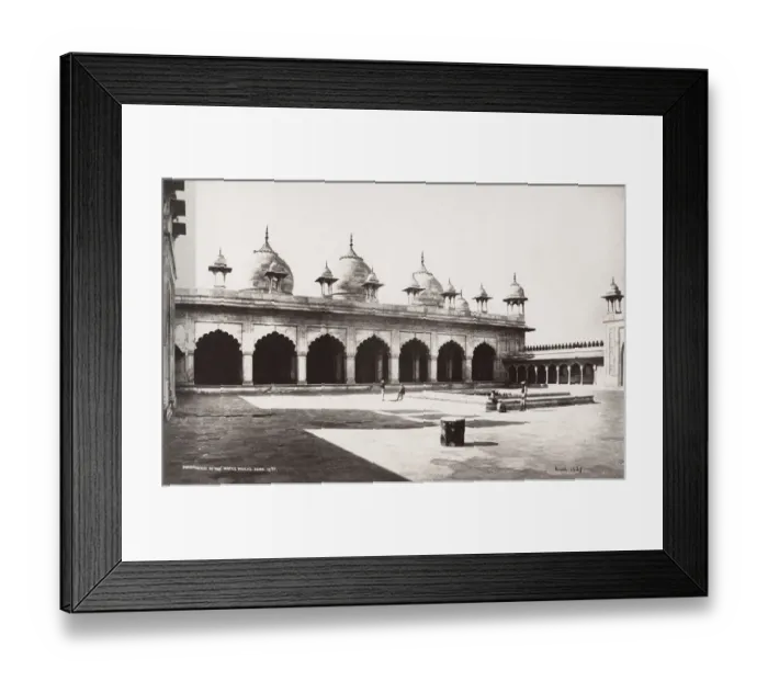 Framed Print : Quadrangle of the Moti Masjid, Agra, india Framed Print : Quadrangle of the Moti Masjid, Agra, india